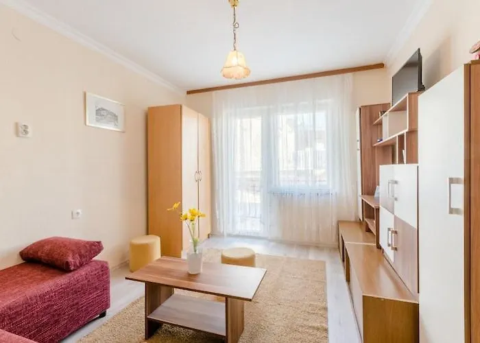 Fidelis - One Bedroom With Terrace And Garden View 2