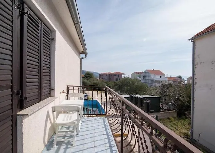 Apartment Fidelis - One Bedroom With Terrace And Garden View 2 Trogir
