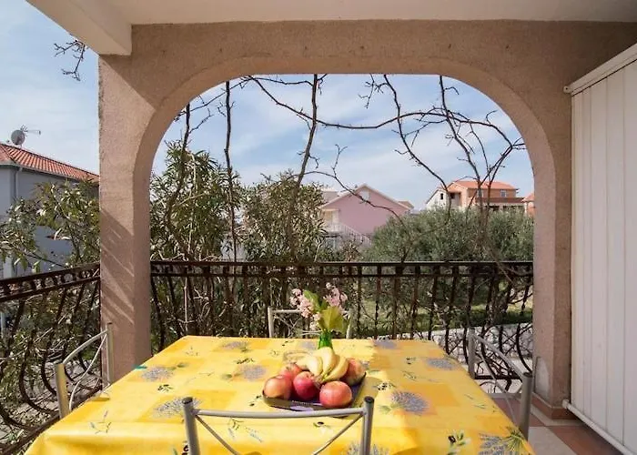 Apartment Fidelis - One Bedroom With Terrace And Garden View 2 *